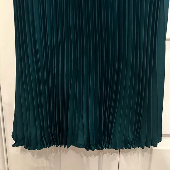 NWT LOFT Emerald Green Dress - Picture 9 of 10